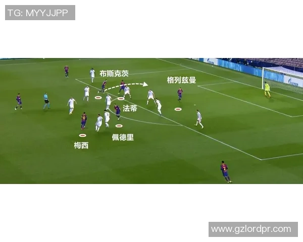 南京足球队中路突破战术解析与实战应用探讨 南京足球队中路突破战术解析与实战应用探讨