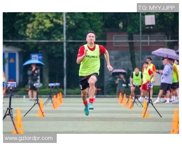 成都足球队选拔赛耐力表现分析与未来发展展望