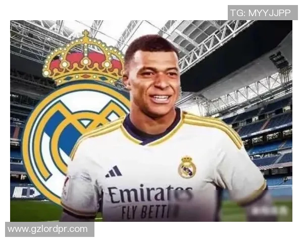 足球明星醉酒夜游街头引发热议粉丝纷纷猜测其背后故事 足球明星醉酒夜游街头引发热议粉丝纷纷猜测其背后故事